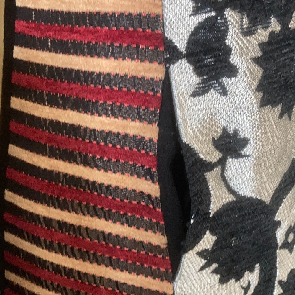 Exquisite Tapestry Coat - Picture 10 of 16